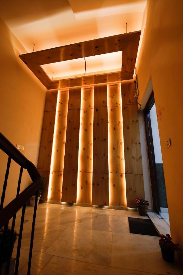 Peepal Tree Residency Nova Deli Exterior foto