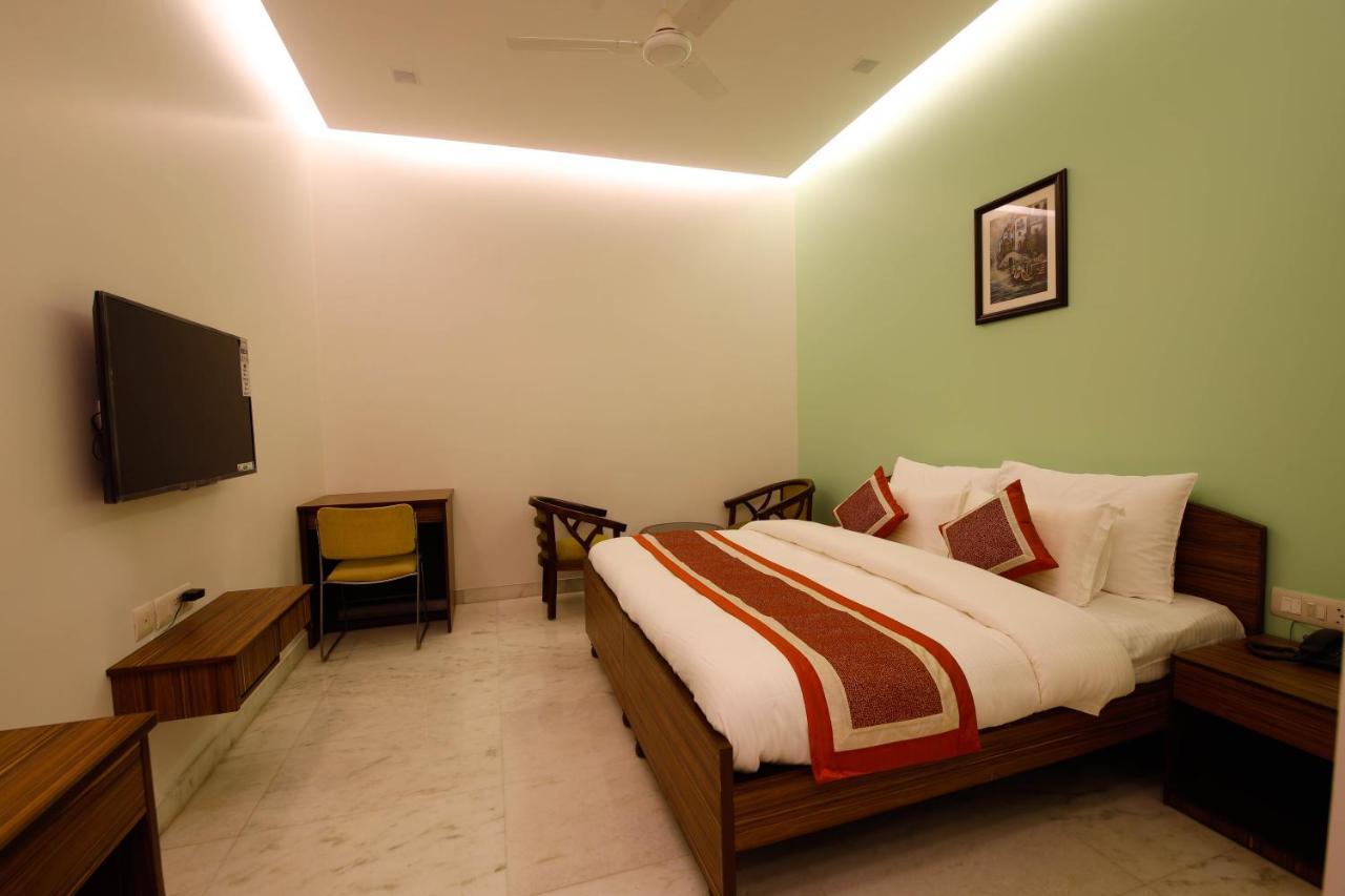 Peepal Tree Residency Nova Deli Exterior foto
