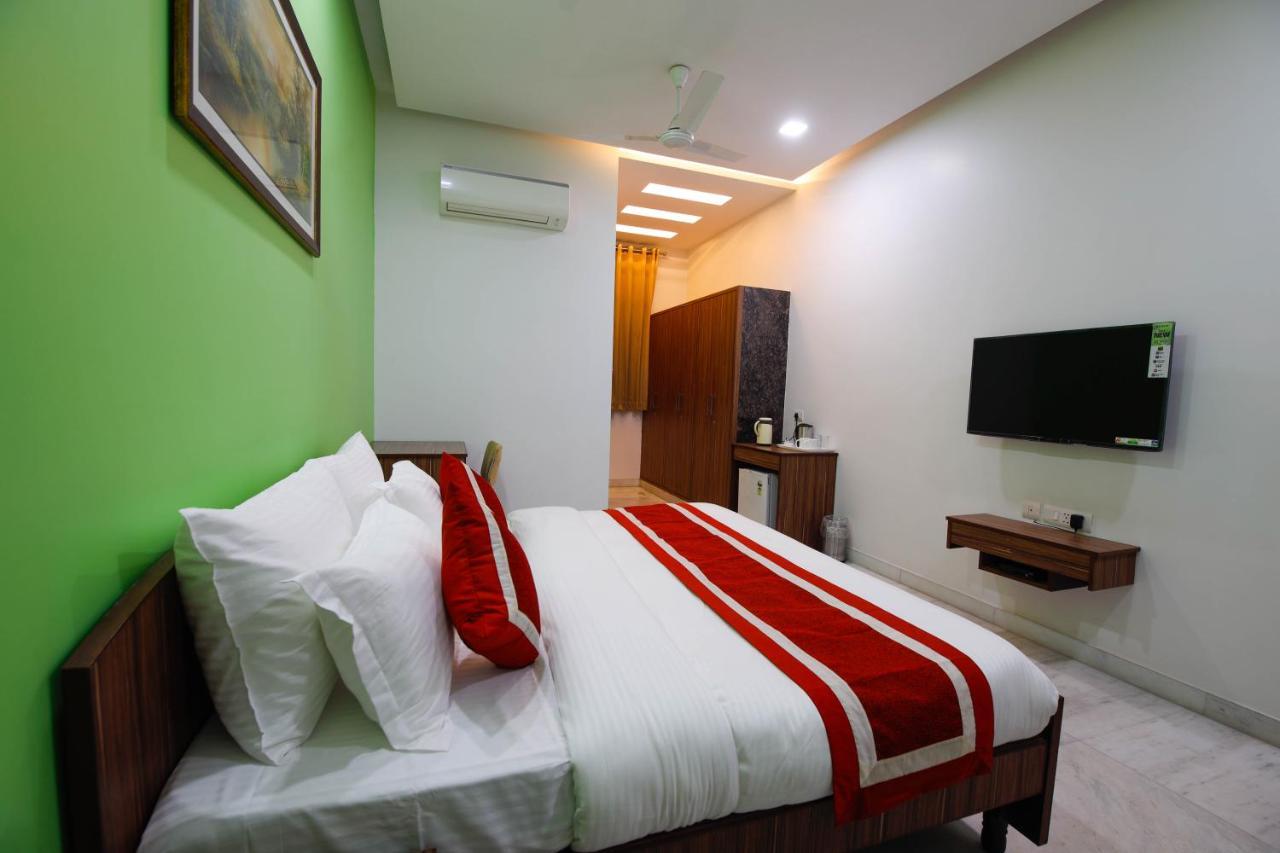 Peepal Tree Residency Nova Deli Exterior foto